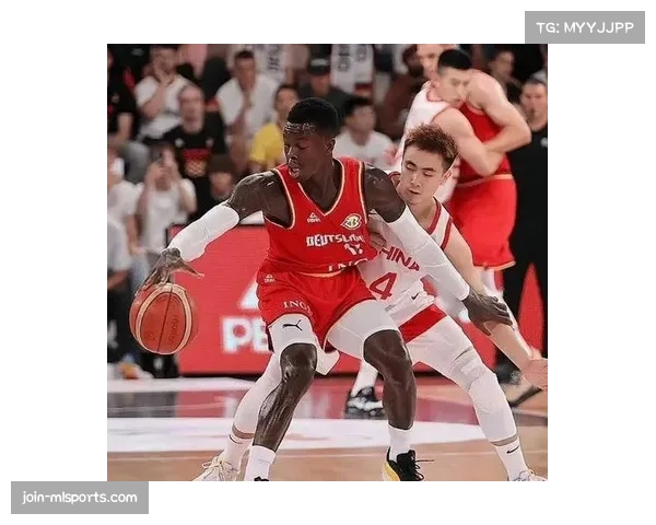 林秉圣3次抢断展现防守压迫 浙江后卫防守端贡献突出 林秉圣3次抢断展现防守压迫 浙江后卫防守端贡献突出